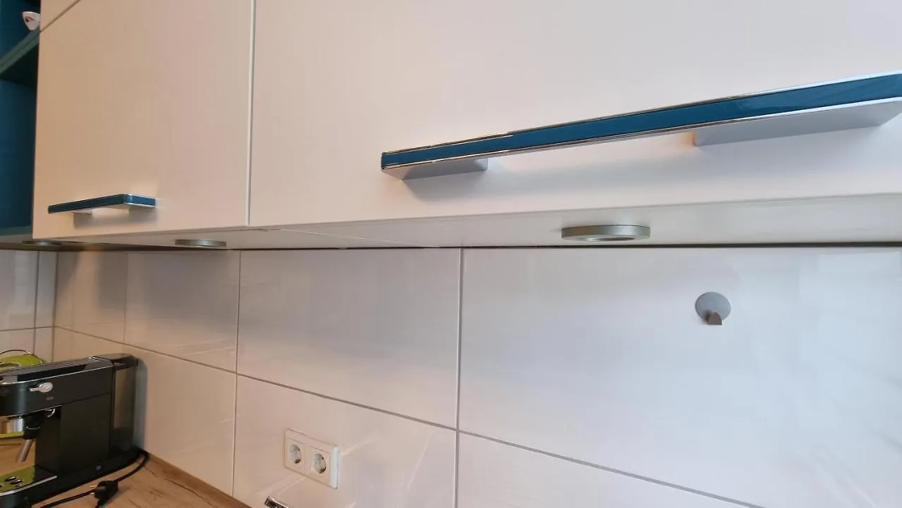 Lovely 2-Bedroom Unit In Duesseldorf Tastefully Furnished Düsseldorf