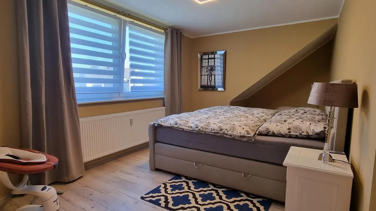 Lovely 2-Bedroom Unit In Duesseldorf Tastefully Furnished Düsseldorf Appartement