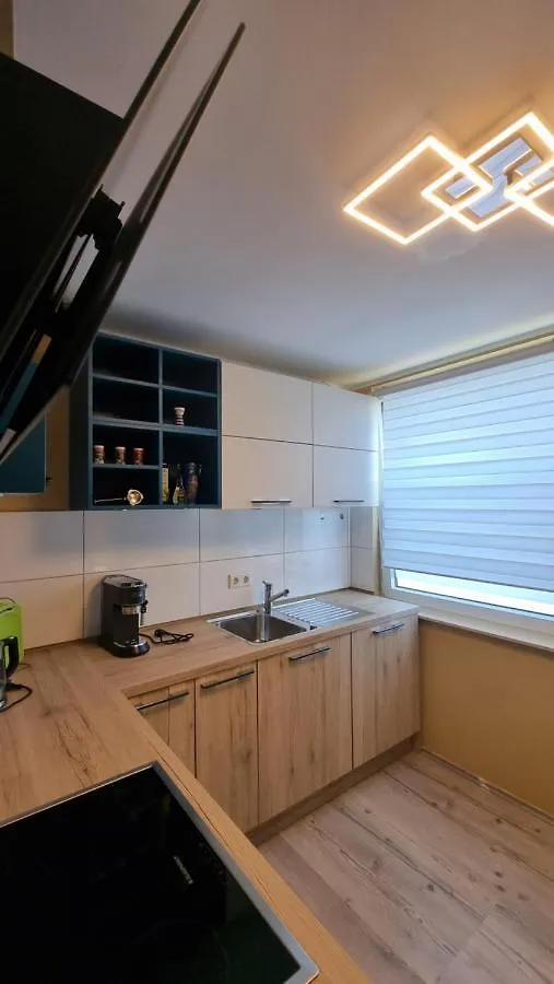 Lovely 2-Bedroom Unit In Duesseldorf Tastefully Furnished Düsseldorf Appartement